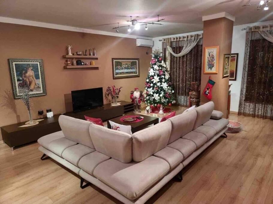Wilson Square Appartement Tirana